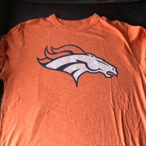 Women’s Small Denver Broncos t-shirt